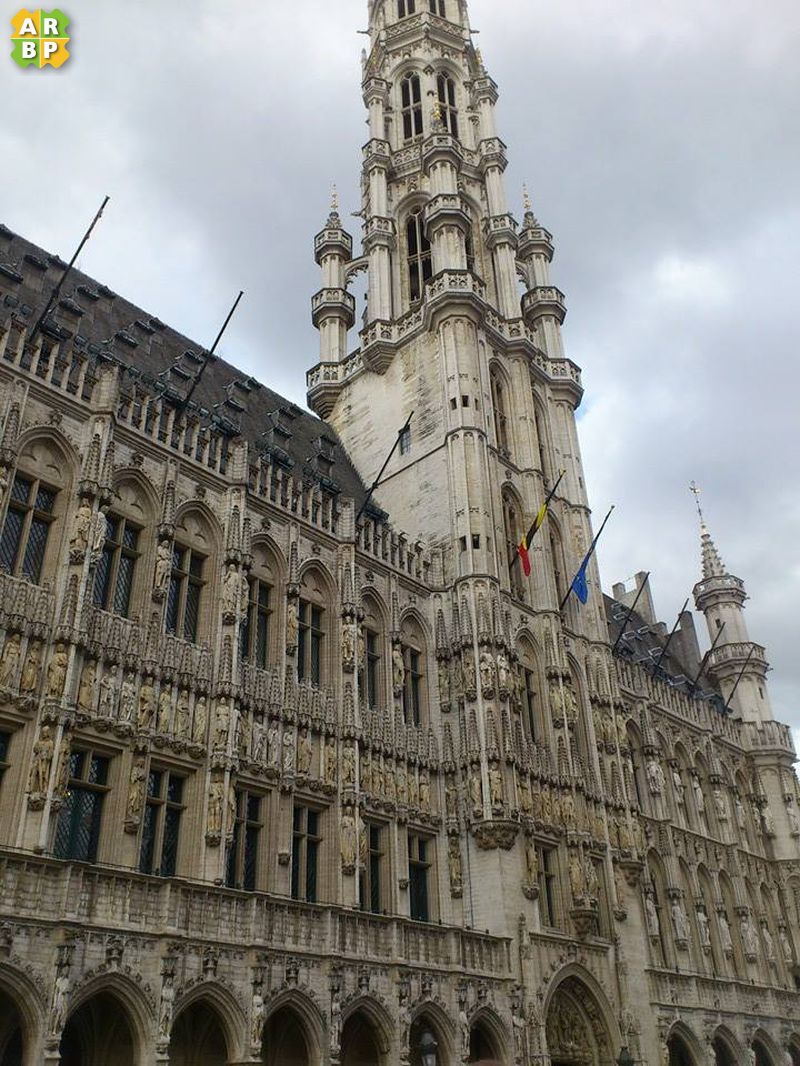 Nos élèves de l’Athénée séjournent à Bruxelles Nos élèves de l’Athénée séjournent à Bruxelles