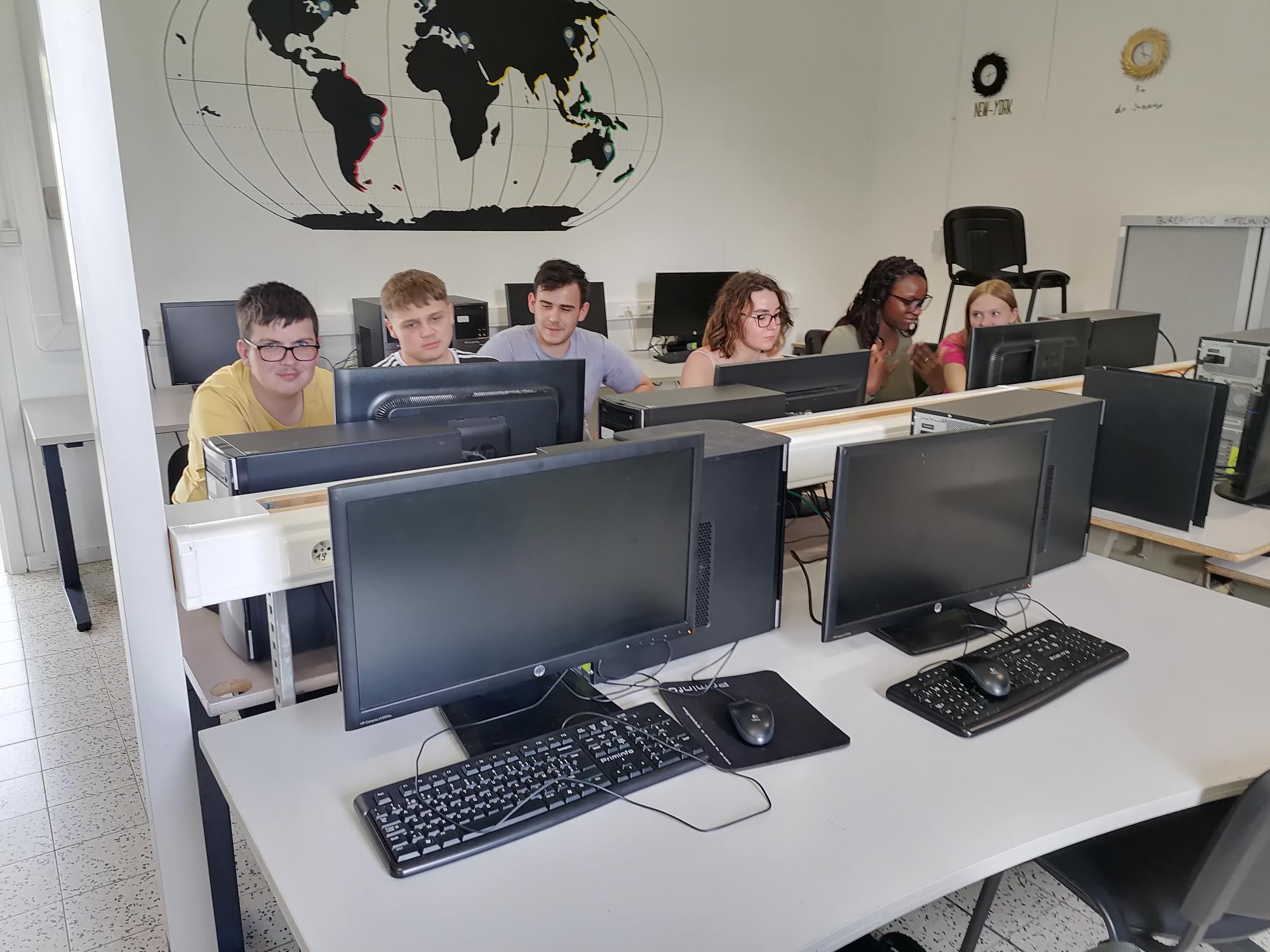 Section collaborateur administratif - 2025