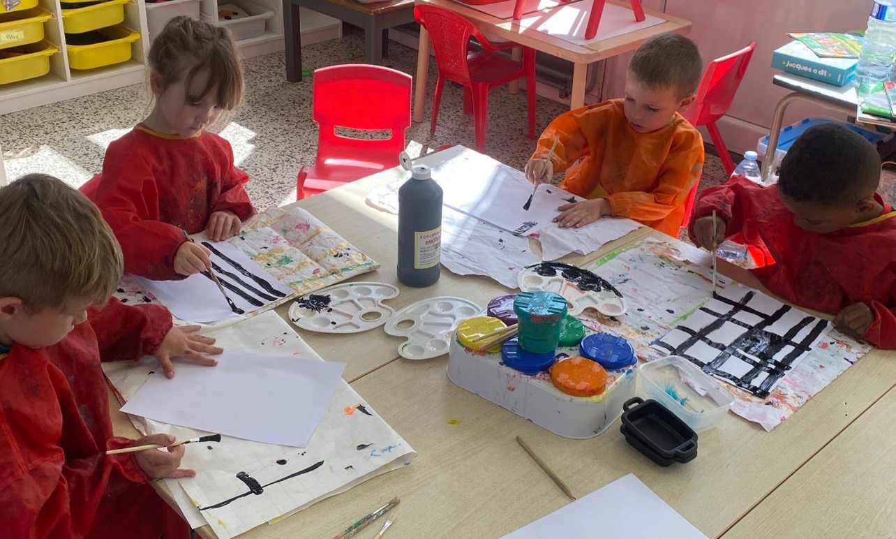 Des lignes, des formes et des couleurs